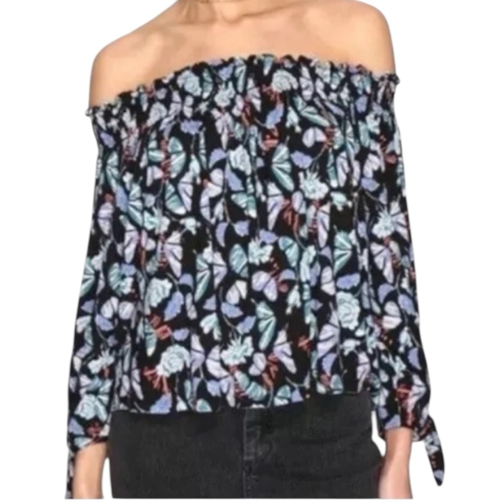 🛍️ bag 3 for 30! We the Free Lexington Off Shoulder Top SZ M